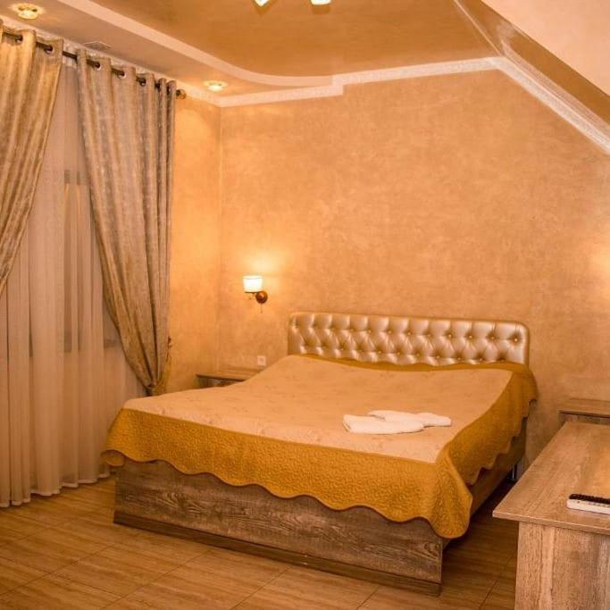 Galeon Hotel บิชเคก ภายนอก รูปภาพ