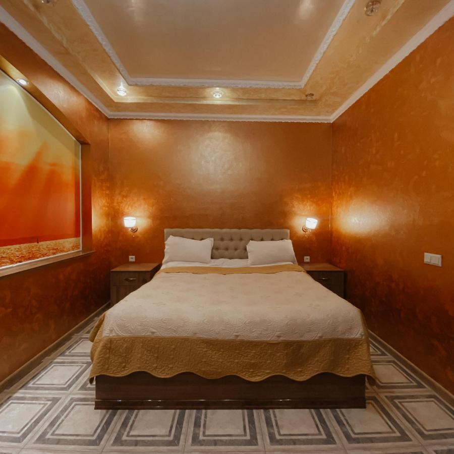 Galeon Hotel บิชเคก ภายนอก รูปภาพ