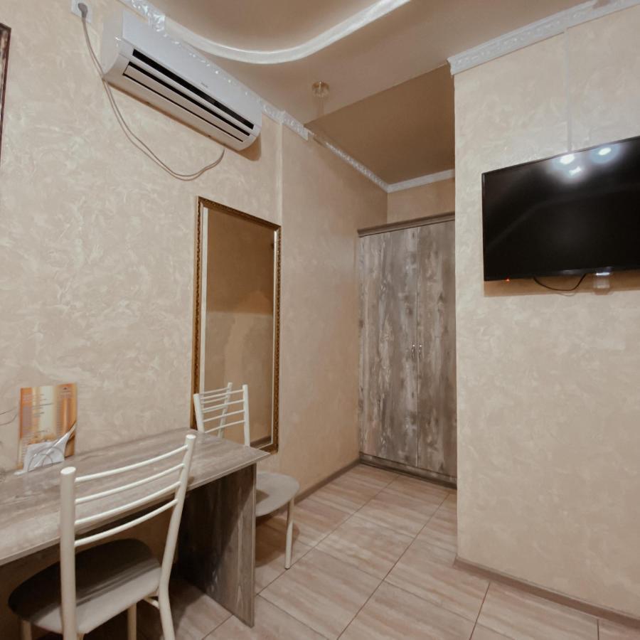 Galeon Hotel บิชเคก ภายนอก รูปภาพ